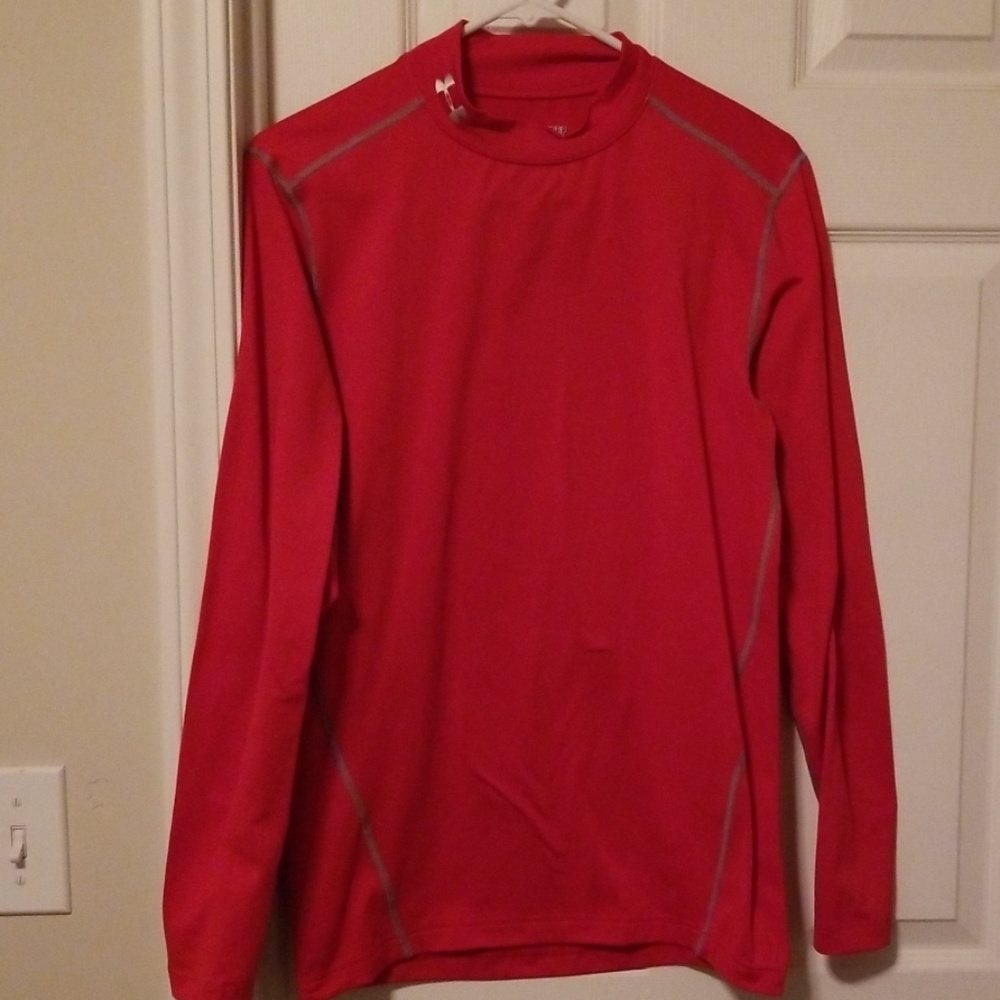 Under Armour fitted long sleeve shirt.